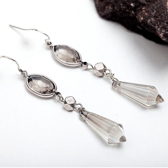Luna Collective Jewelry - Rustic Crystal Drop Earrings